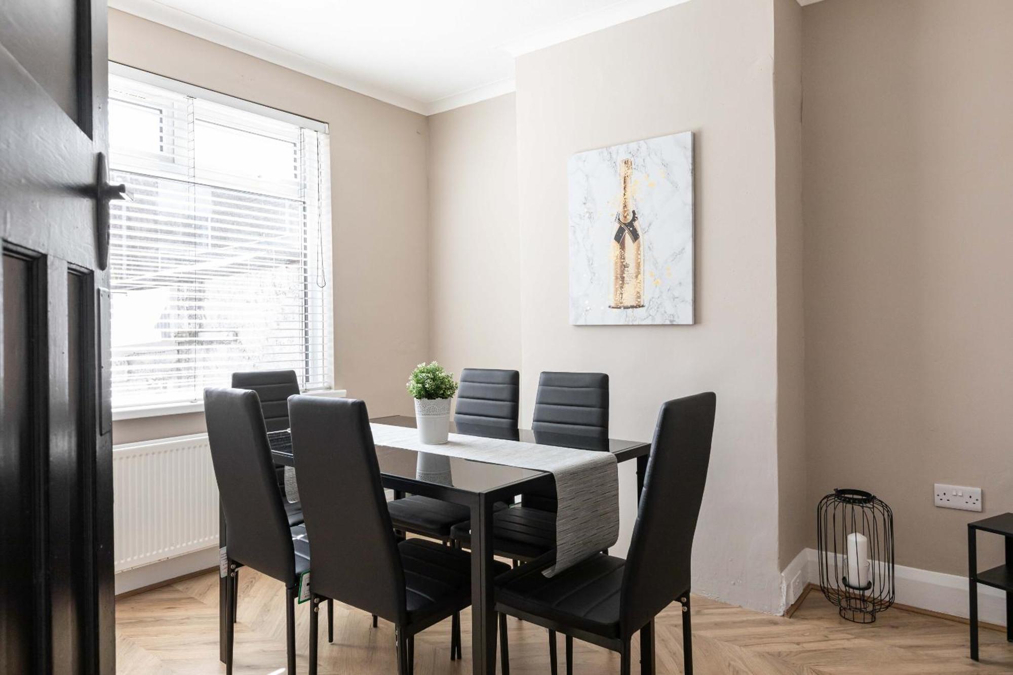 Holiday home From - 3bed Cavehill Belfast